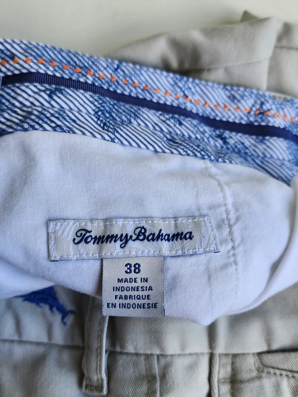 Tommy Bahama Men's Cotton Lyocell Chino Shorts Beach Travel Logo Beige Sz 38